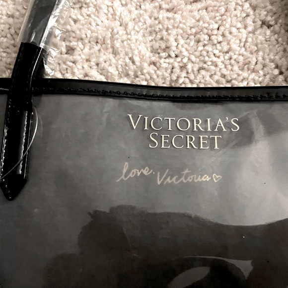 Victoria’s Secret Tote Set - Picture 4 of 8